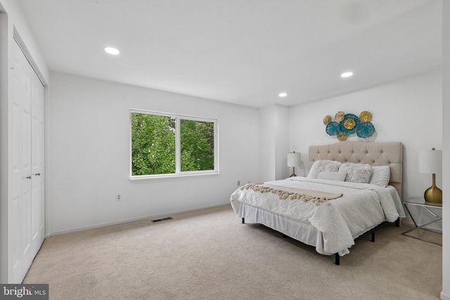 3476 CALEDONIA CIR, Woodbridge, VA 22192