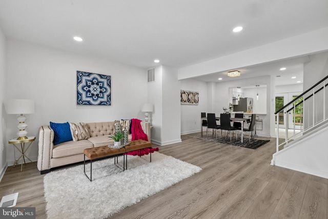 3476 CALEDONIA CIR, Woodbridge, VA 22192