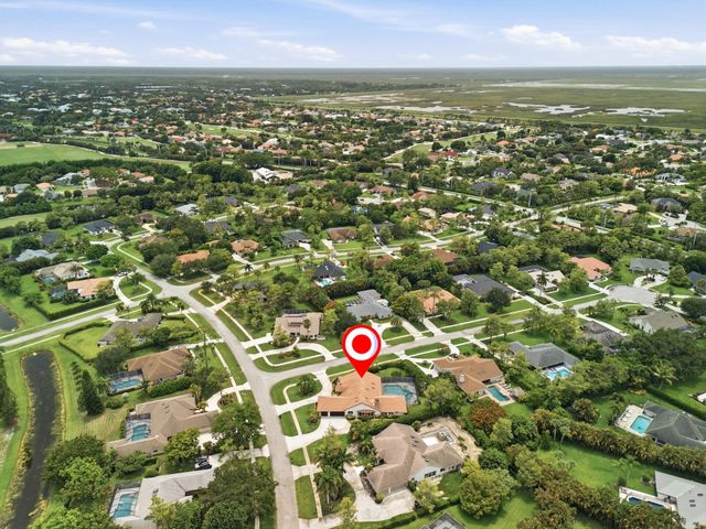 15395 Meadow Wood Drive, Wellington, FL 33414