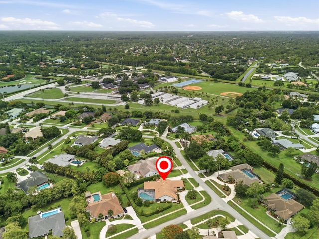 15395 Meadow Wood Drive, Wellington, FL 33414