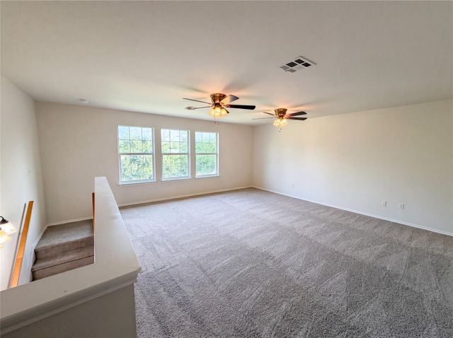 807 Yosemite TRL, Taylor, TX 76574