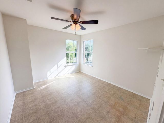 807 Yosemite TRL, Taylor, TX 76574