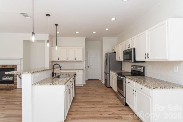 123 Glade Valley Avenue, Mooresville, NC 28117