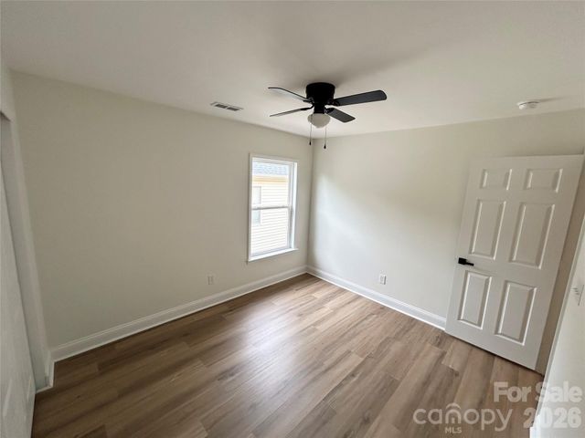 123 Glade Valley Avenue, Mooresville, NC 28117