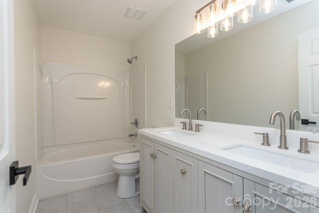 123 Glade Valley Avenue, Mooresville, NC 28117