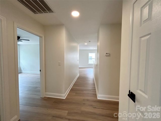 123 Glade Valley Avenue, Mooresville, NC 28117