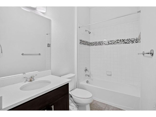 6027 Fall Harvest Way, Fort Collins, CO 80528