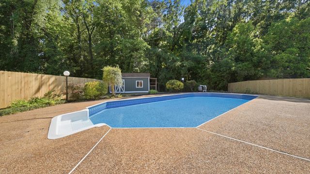 124 Coffman Drive, Fort Oglethorpe, GA 30742