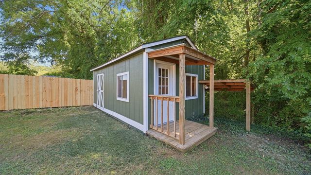 124 Coffman Drive, Fort Oglethorpe, GA 30742