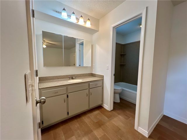 4104 Broken Arrow, Springdale, AR 72764