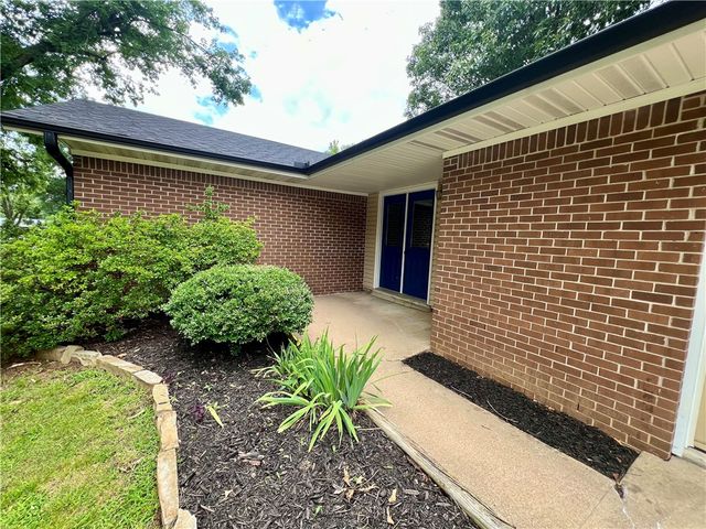 4104 Broken Arrow, Springdale, AR 72764