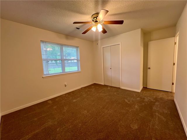 4104 Broken Arrow, Springdale, AR 72764