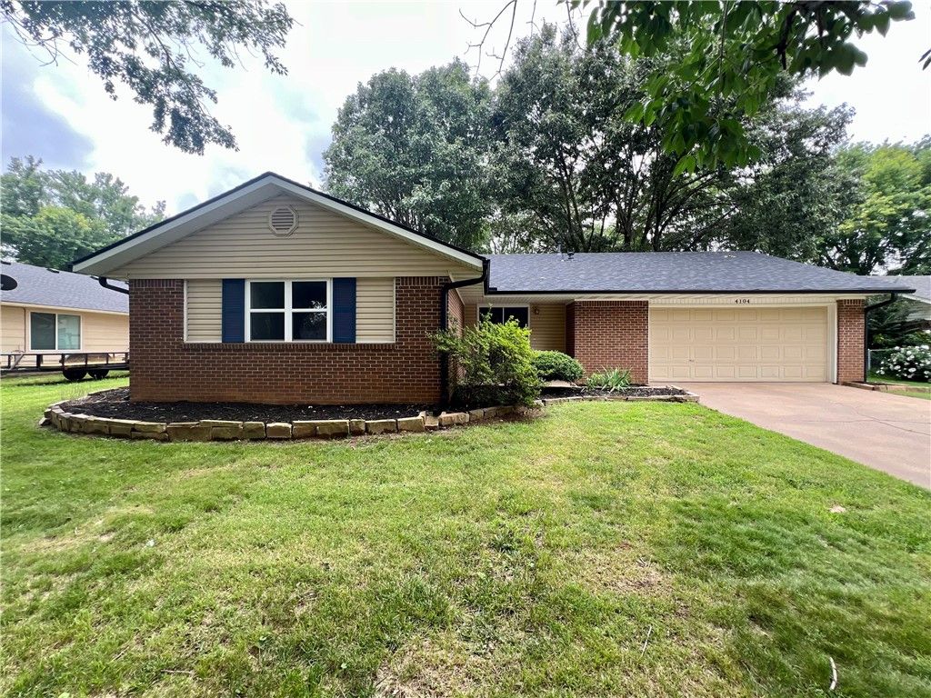 4104 Broken Arrow, Springdale, AR 72764