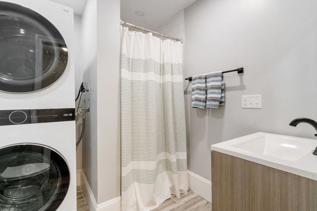 635 Dorchester Ave 3, Boston, MA 02127