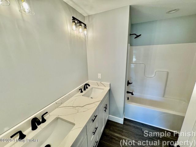 317 Hillsboro Ln, Springfield, KY 40069