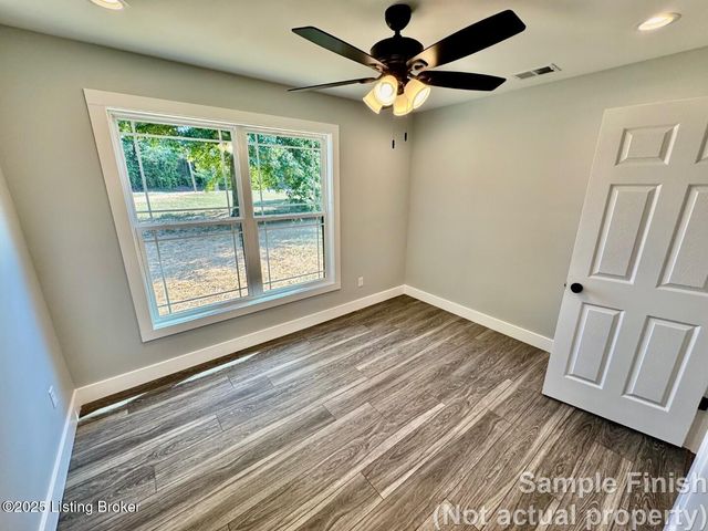 317 Hillsboro Ln, Springfield, KY 40069