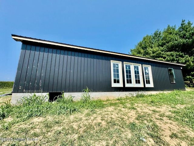 317 Hillsboro Ln, Springfield, KY 40069