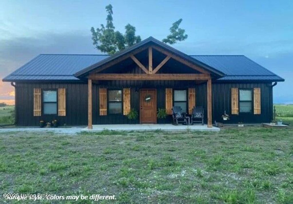 317 Hillsboro Ln, Springfield, KY 40069