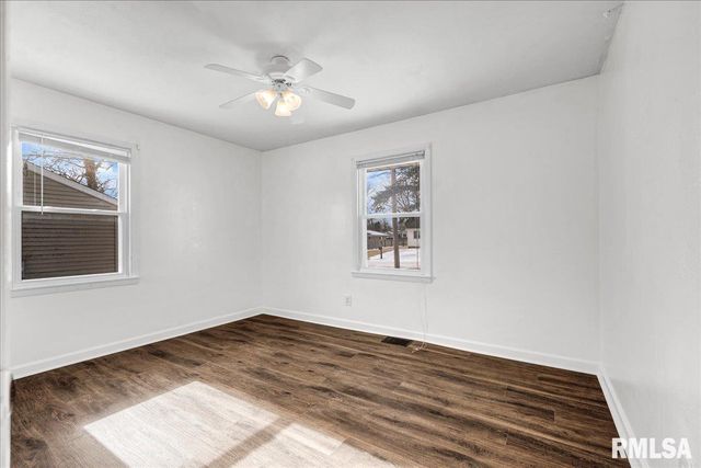 5128 N RENWOOD Avenue, Peoria, IL 61614