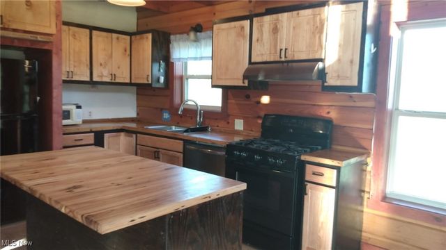 7621 W Mollahan Road NW, Malta, OH 43758