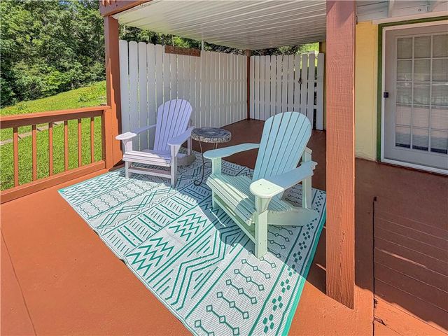2355 Lick Creek Road, Edwards, MO 65326