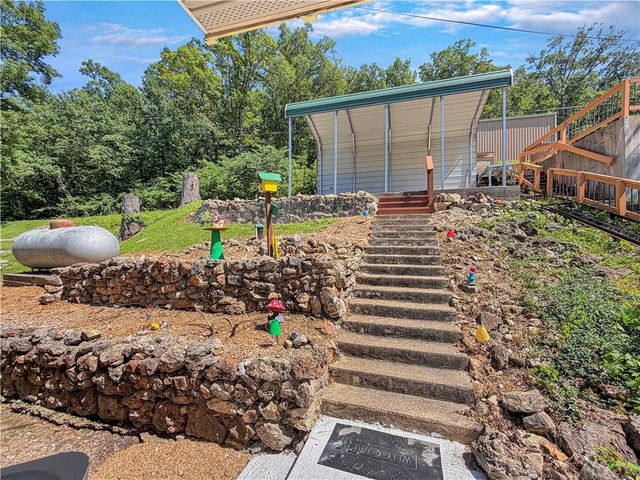 2355 Lick Creek Road, Edwards, MO 65326