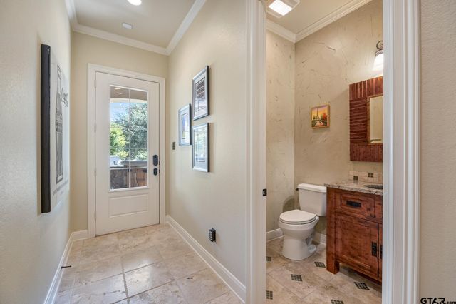 7120 Nottaway Dr, Tyler, TX 75703