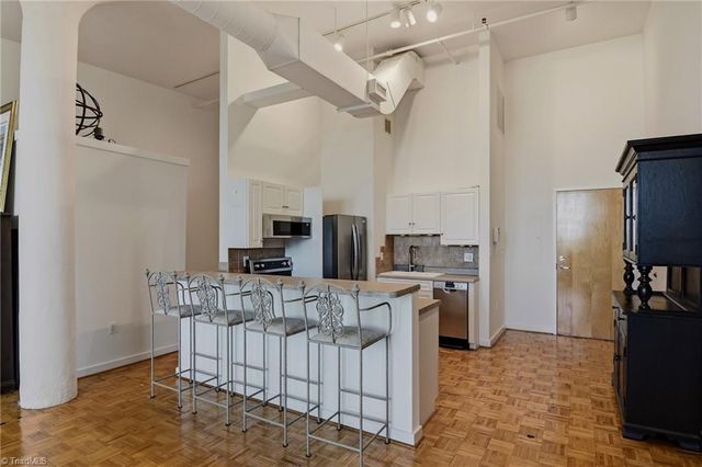 101 N Chestnut Street 4, Winston-salem, NC 27127