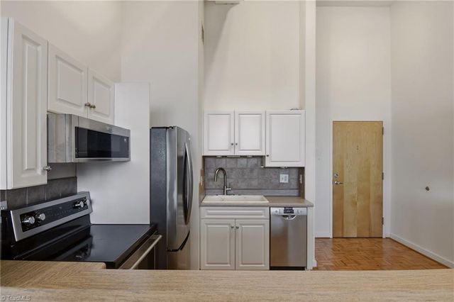 101 N Chestnut Street 4, Winston-salem, NC 27127