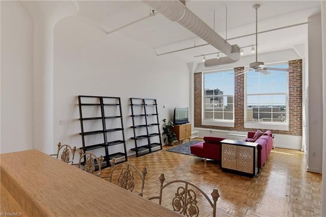 101 N Chestnut Street 4, Winston-salem, NC 27127
