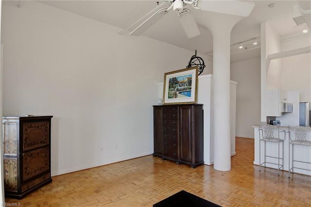 101 N Chestnut Street 4, Winston-salem, NC 27127