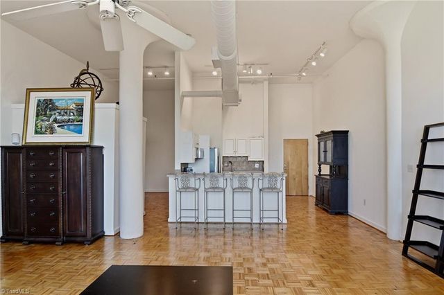 101 N Chestnut Street 4, Winston-salem, NC 27127