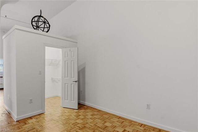 101 N Chestnut Street 4, Winston-salem, NC 27127