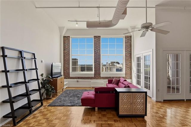 101 N Chestnut Street 4, Winston-salem, NC 27127