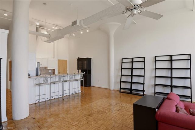 101 N Chestnut Street 4, Winston-salem, NC 27127