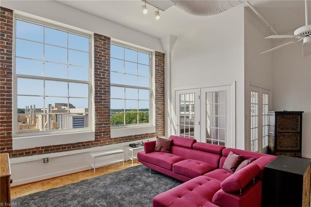 101 N Chestnut Street 4, Winston-salem, NC 27127
