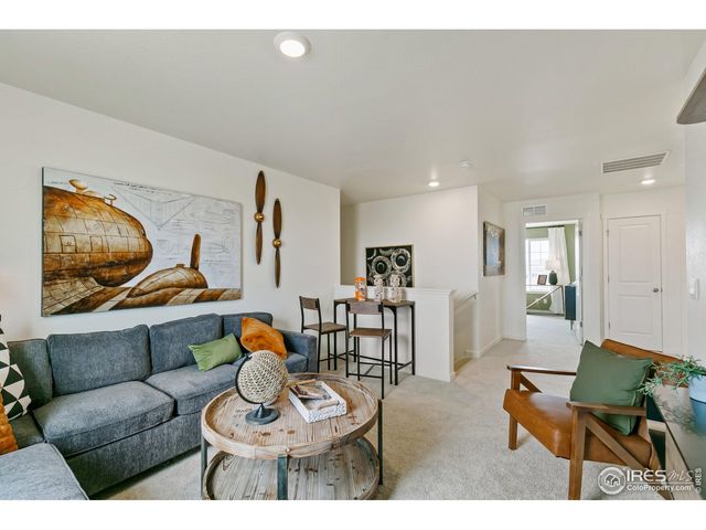 9858 Danube Ct, Commerce City, CO 80022