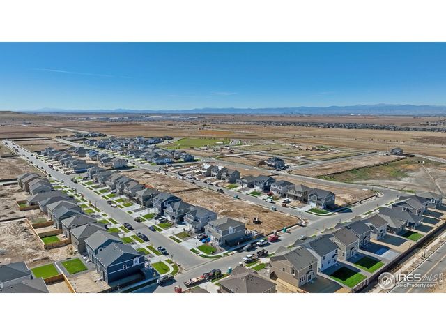 9858 Danube Ct, Commerce City, CO 80022