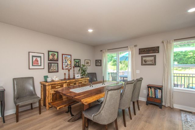 122 Parsons Lane, Saline, MI 48176