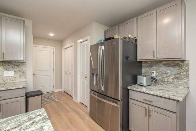 122 Parsons Lane, Saline, MI 48176