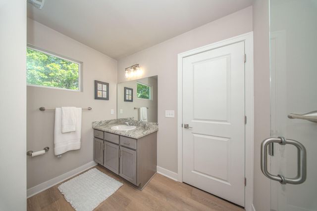 122 Parsons Lane, Saline, MI 48176