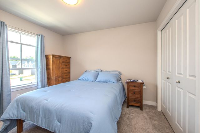 122 Parsons Lane, Saline, MI 48176