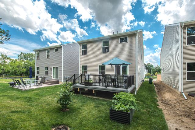 122 Parsons Lane, Saline, MI 48176