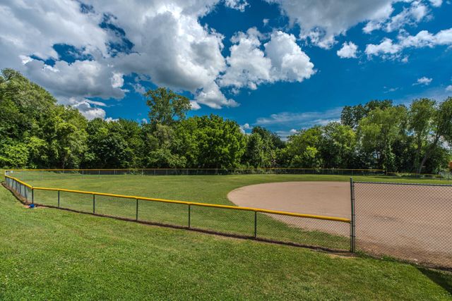 122 Parsons Lane, Saline, MI 48176