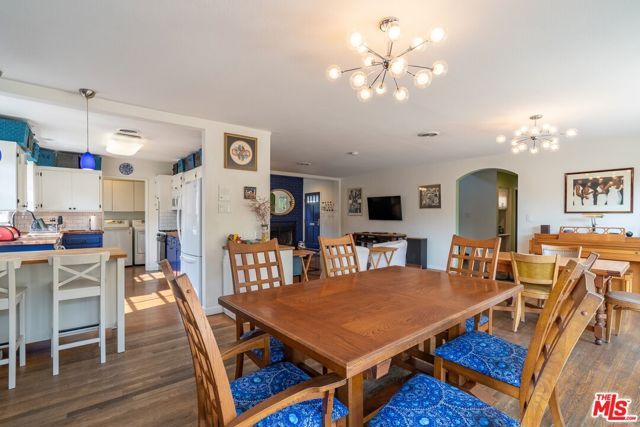 3256 Butler Avenue, Los Angeles, CA 90066