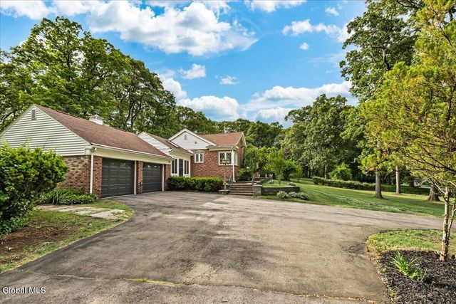 222 Van Rensselaer Boulevard, Menands, NY 12204