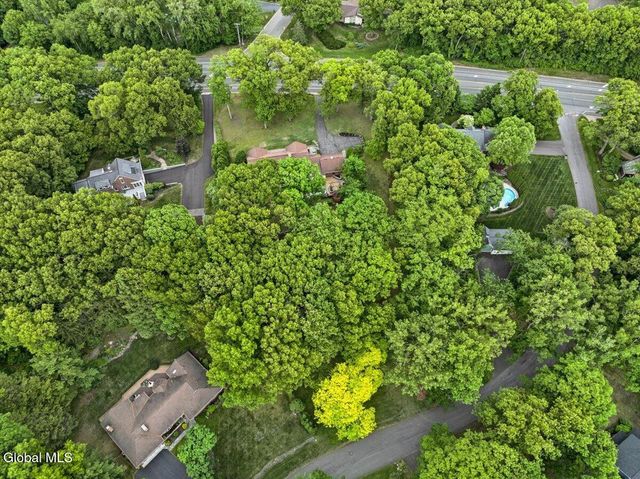 222 Van Rensselaer Boulevard, Menands, NY 12204