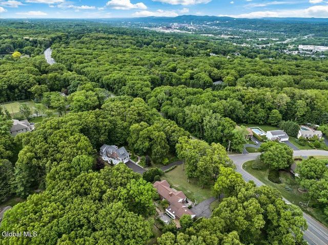 222 Van Rensselaer Boulevard, Menands, NY 12204
