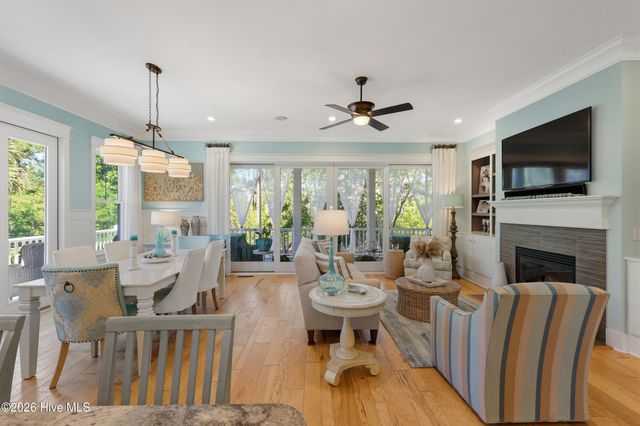 1224 Spot Lane, Carolina Beach, NC 28428