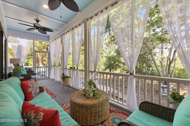 1224 Spot Lane, Carolina Beach, NC 28428
